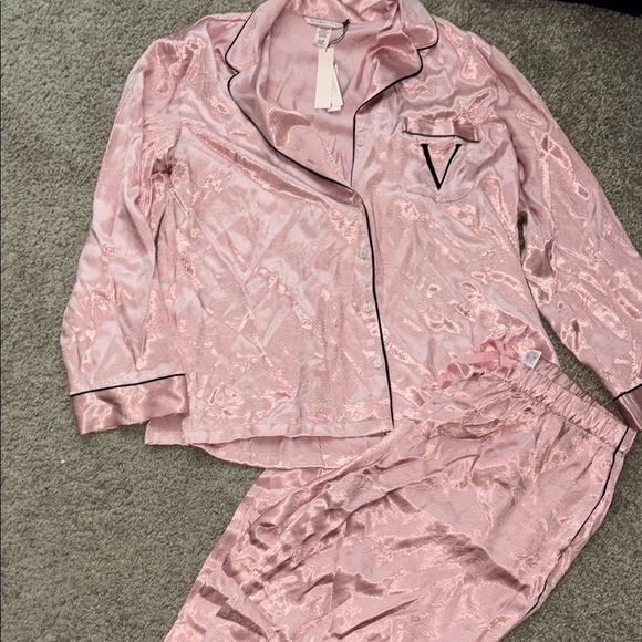 Victoria's Secret Pink Satin Pajama Set - Picture 1 of 3